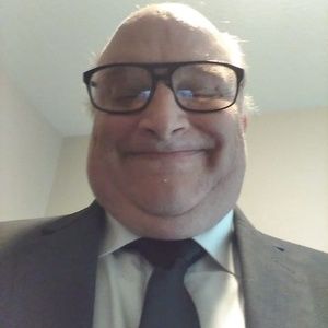 Meet your Posher, Thomas